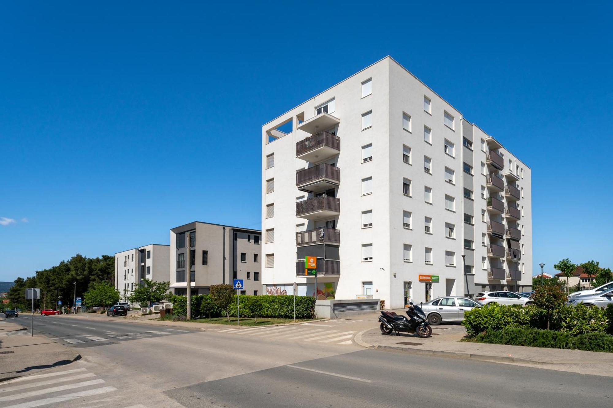 Stella Maris 2bdr, Balcony, Sea View, Garage, Bbq Apartment *