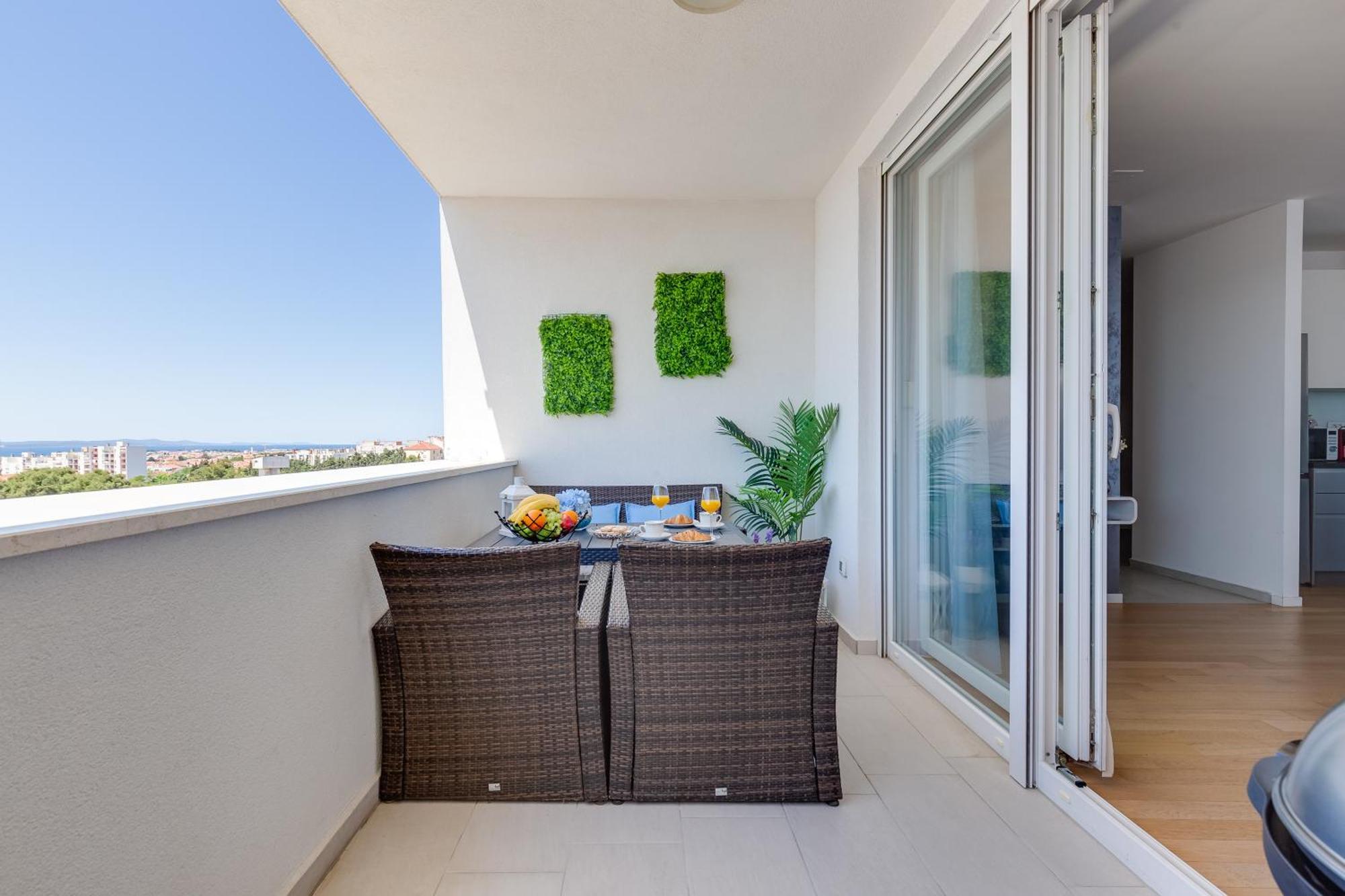 Stella Maris 2bdr, Balcony, Sea View, Garage, Bbq * Zadar