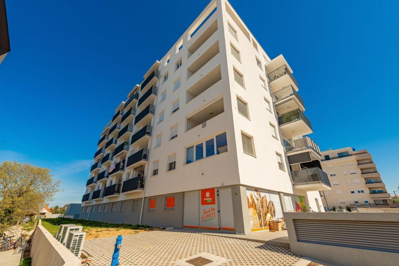 Stella Maris 2bdr, Balcony, Sea View, Garage, Bbq Apartment