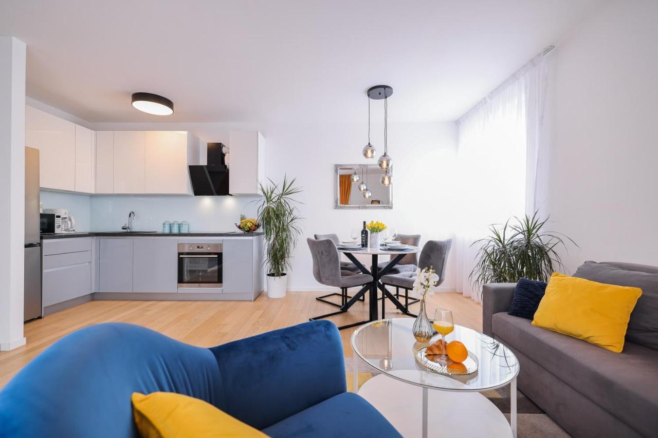 Apartment Stella Maris 2bdr, Balcony, Sea View, Garage, Bbq *