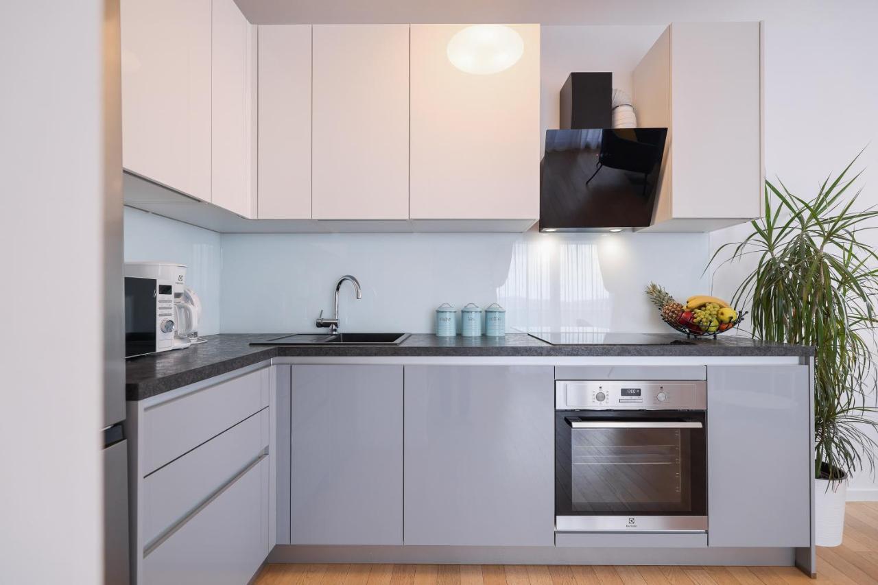 Apartment Stella Maris 2bdr, Balcony, Sea View, Garage, Bbq *
