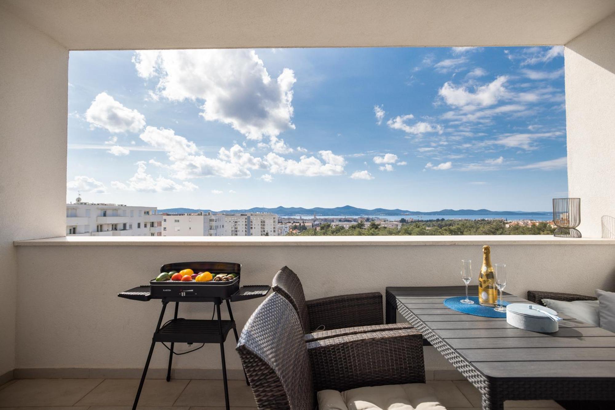Apartment Stella Maris 2bdr, Balcony, Sea View, Garage, Bbq