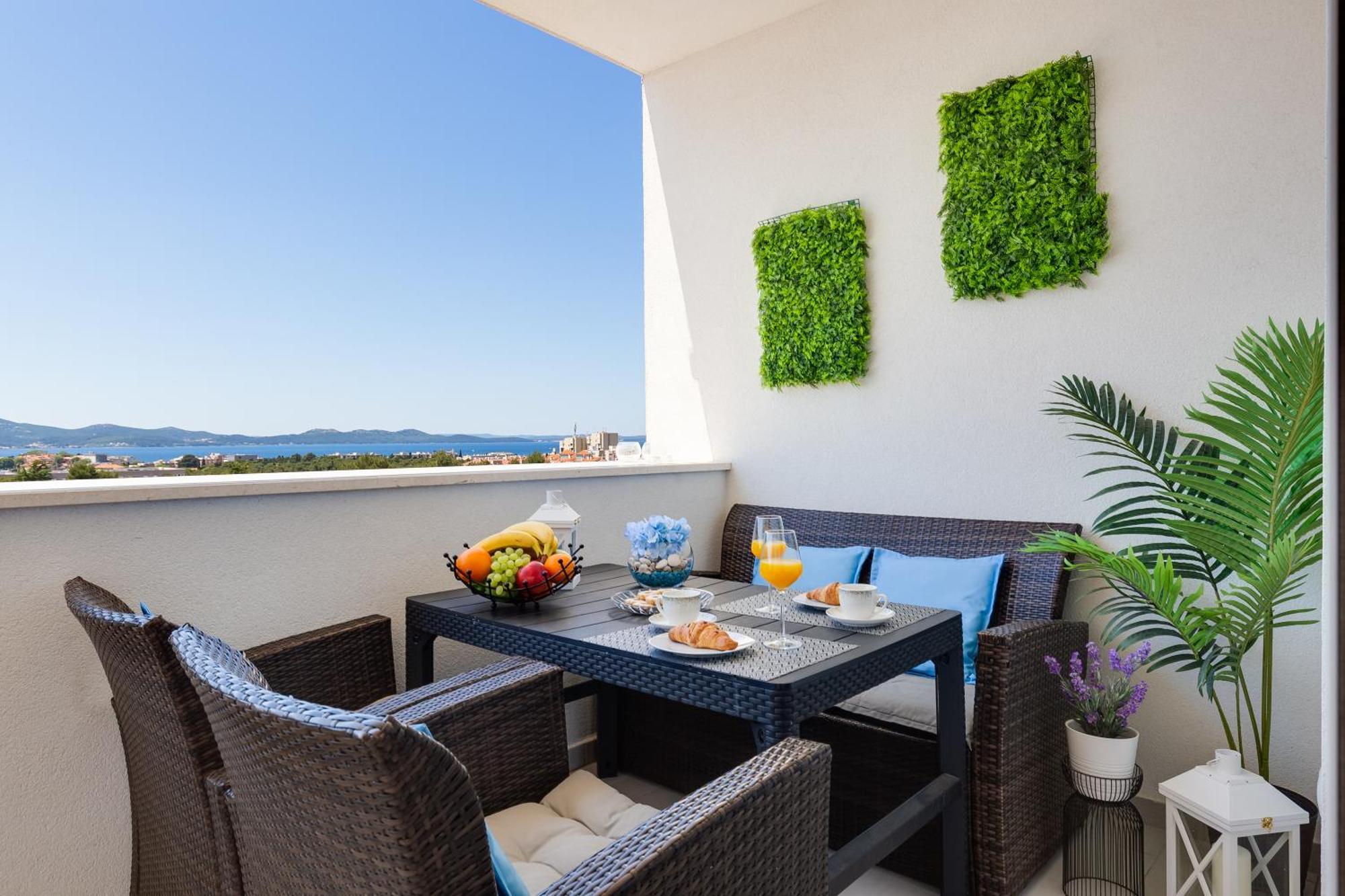 Appartement Stella Maris 2bdr, Balcony, Sea View, Garage, Bbq Zadar